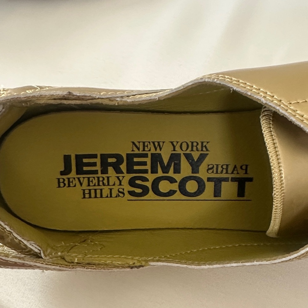 JEREMY SCOTT - ADIDAS Collab Women’s Lace-Up Wing Detail Flat - Tan - Picture 2 of 4